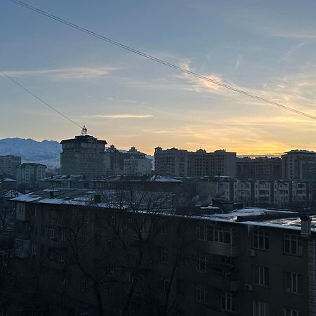 1-Room Apart. 21 On Usenbaeva 52 Near Eurasia Shopping Center Bishkek Exterior photo
