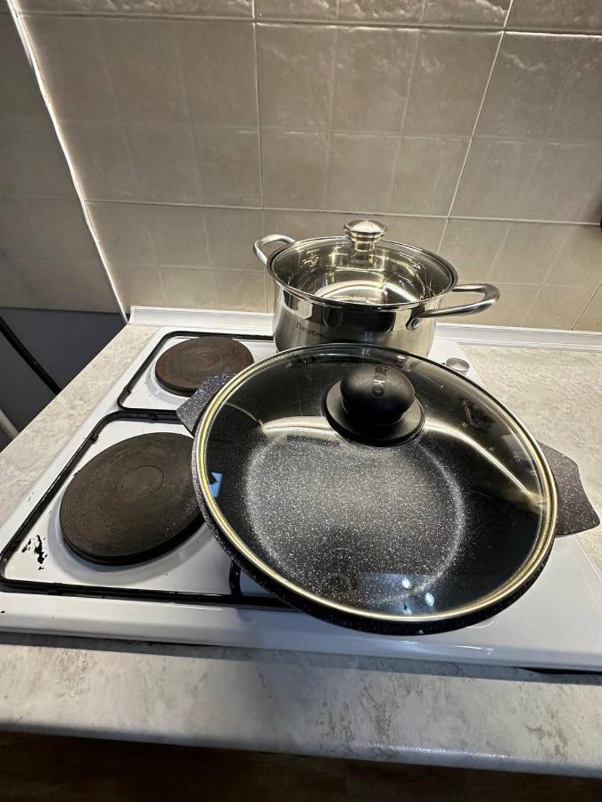 1-Room Apart. 21 On Usenbaeva 52 Near Eurasia Shopping Center Bishkek Exterior photo