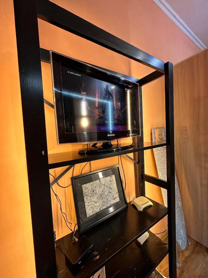 1-Room Apart. 21 On Usenbaeva 52 Near Eurasia Shopping Center Bishkek Exterior photo