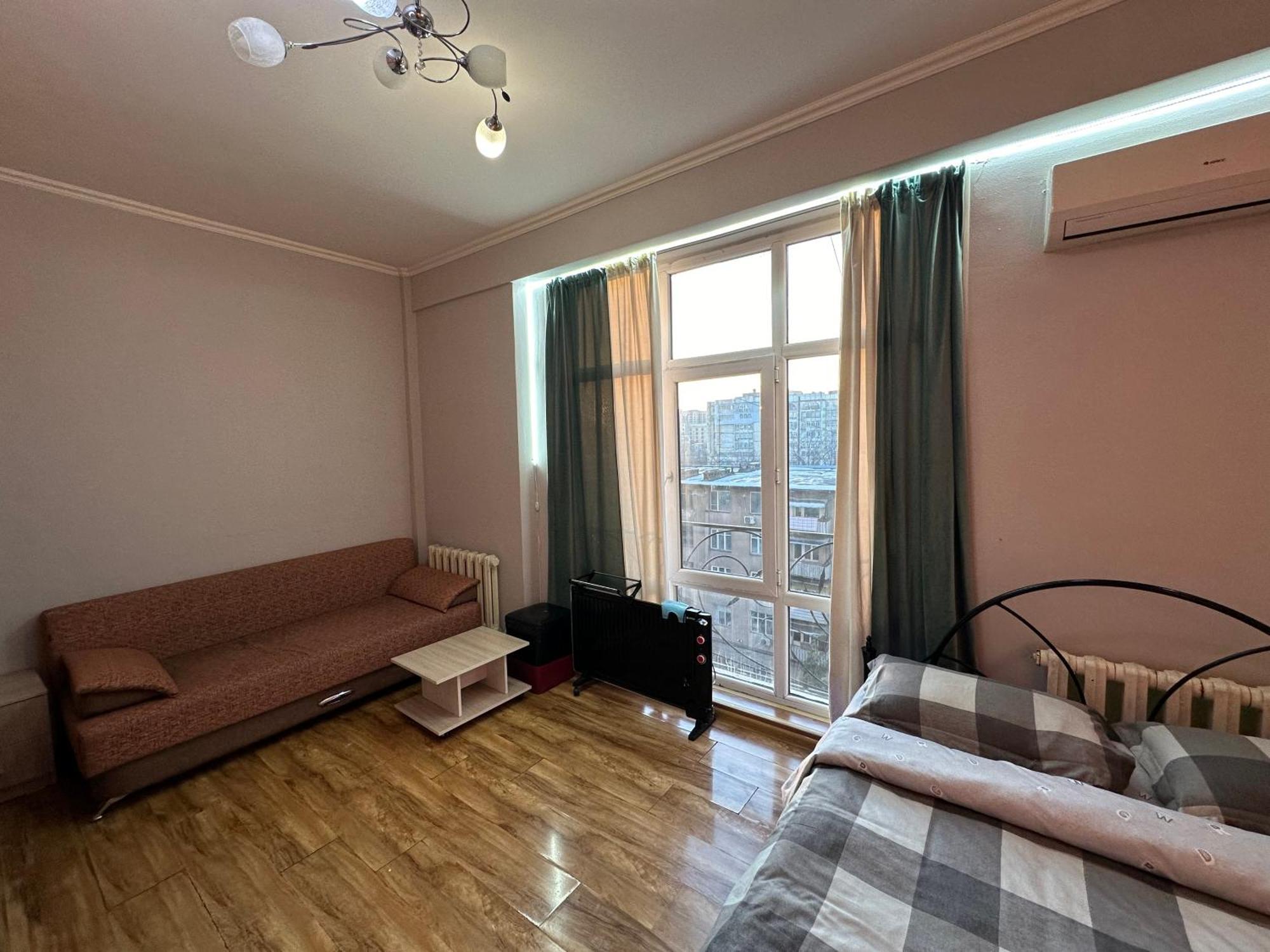 1-Room Apart. 21 On Usenbaeva 52 Near Eurasia Shopping Center Bishkek Exterior photo